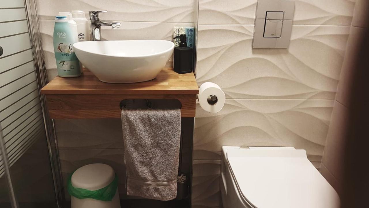 Apartament Garden Studio Elad Zewnętrze zdjęcie